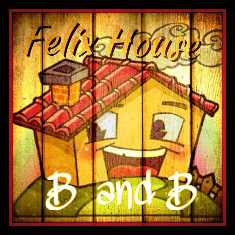 Bed and Breakfast Felix House Codevilla Exterior foto